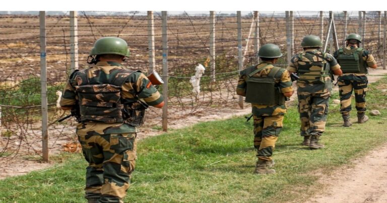 BSF is recruiting for numerous vacant posts, know the details regarding application(বি এস এফে প্রচুর শূন্য পদে কর্মী নিয়োগ, আবেদন সংক্রান্ত খুঁটিনাটি জানুন)
