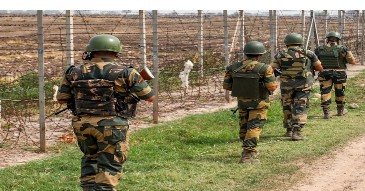 BSF is recruiting for numerous vacant posts, know the details regarding application(বি এস এফে প্রচুর শূন্য পদে কর্মী নিয়োগ, আবেদন সংক্রান্ত খুঁটিনাটি জানুন)